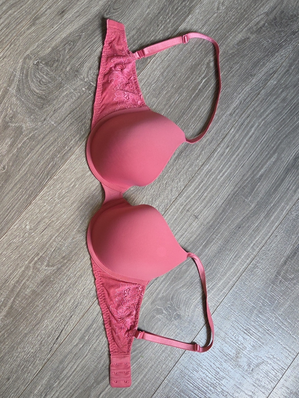 Victorias Secret Everyday Pink T-Shirt Lightly Lined Demi Bra w/ Lace Trim 32DD